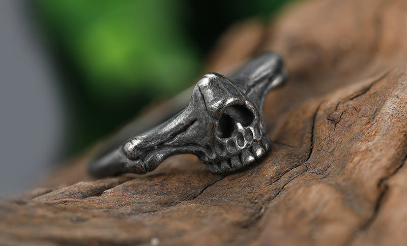 Crypt ring
