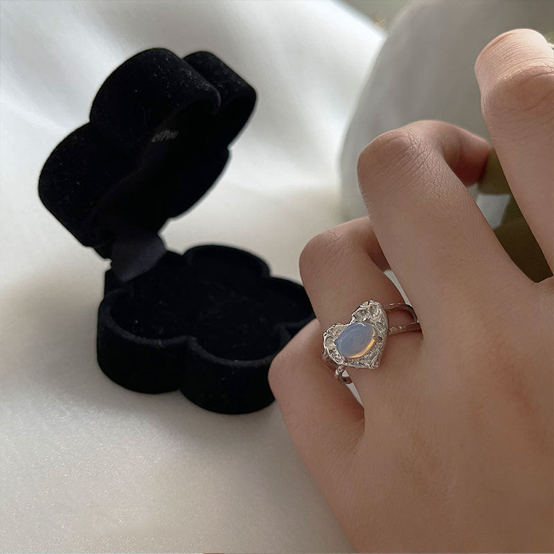 Sweetheart ring