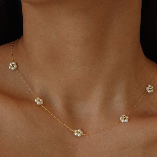 Scattered Flowers necklace